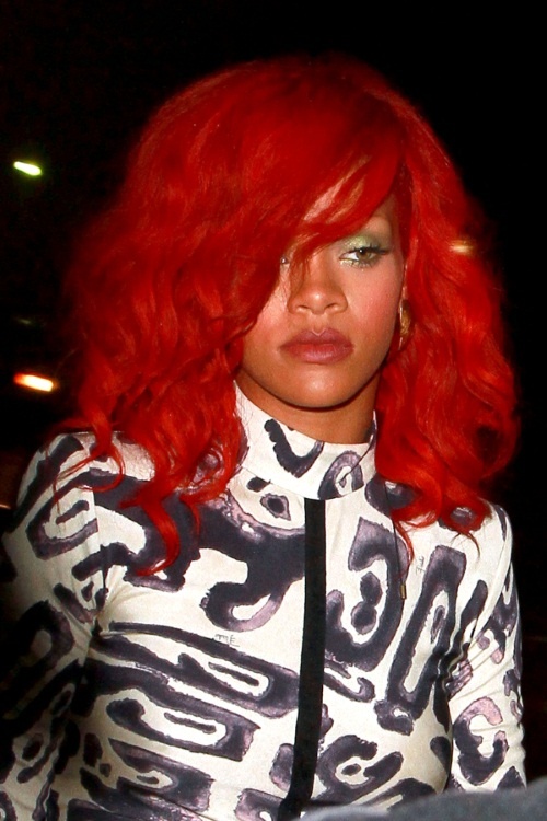 new rihanna hair 2011. Rihanna